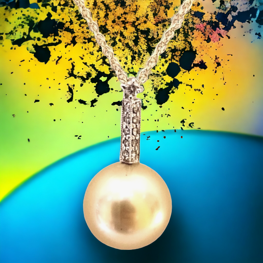 18k South Sea Golden Pearl bar Pendant with Diamonds (11.4mm)
