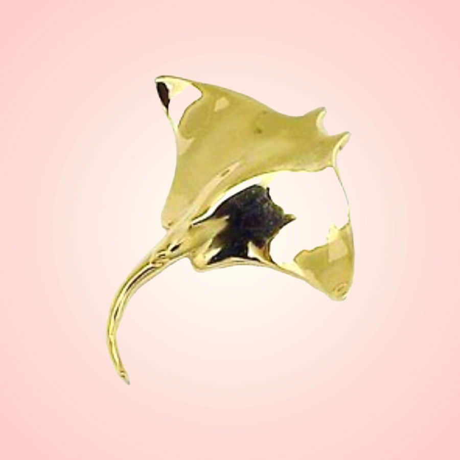 14K  Manta Ray Pendant (35mm)