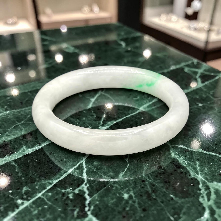 Natural White & GreenJade Barrel Bangle – 12mm / Sz. 7.5