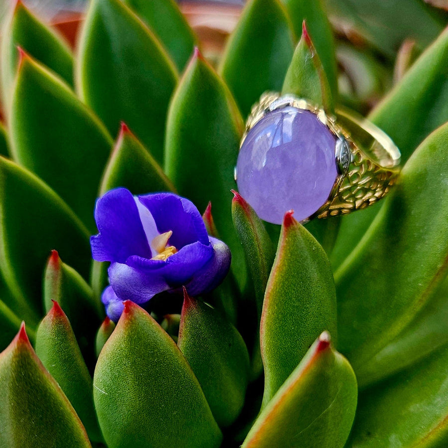 14k Ladies Lavender Jade Ring