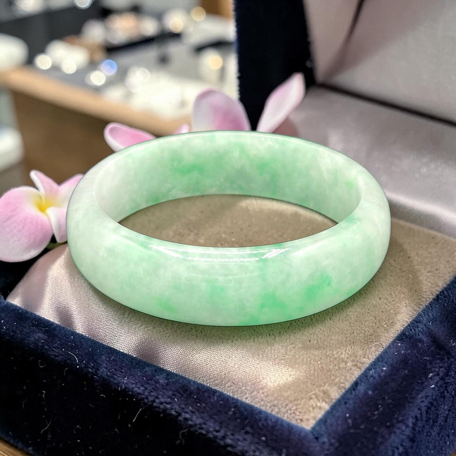 Natural Jade Bangle Bracelet 16mm / Sz. 7