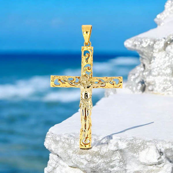 14K Heirloom Design Crucifix Pendant