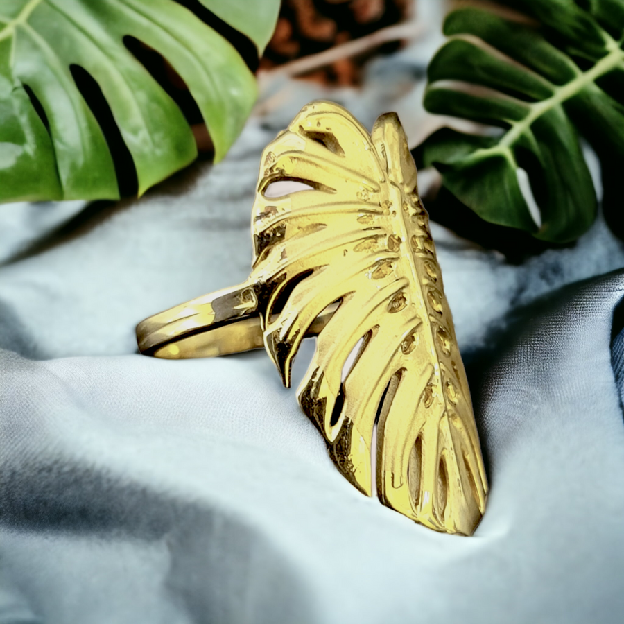 14k Monstera Ring (17x28mm)