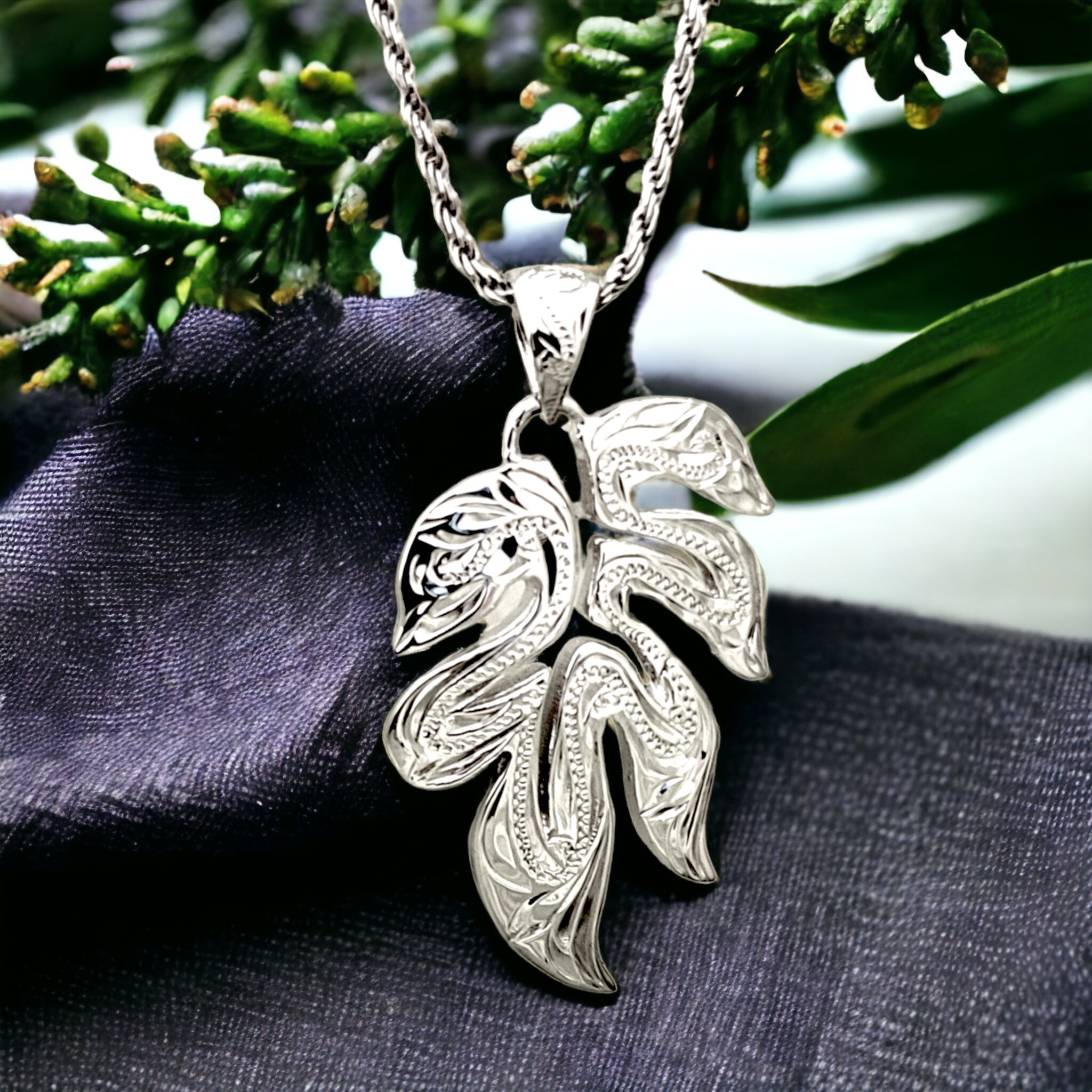 アクセサリー HAWAIIAN SILVER NECKLACE Moana Collection Sterling Silver Necklace: Solid Plumeria
