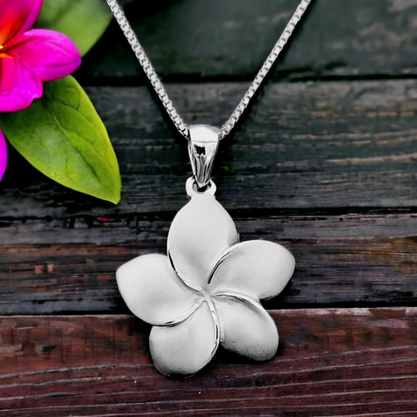 Silver Plumeria Pendant with Chain (20mm)