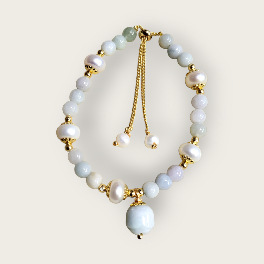 Beautiful Handmade Jade & Pearls Bracelet