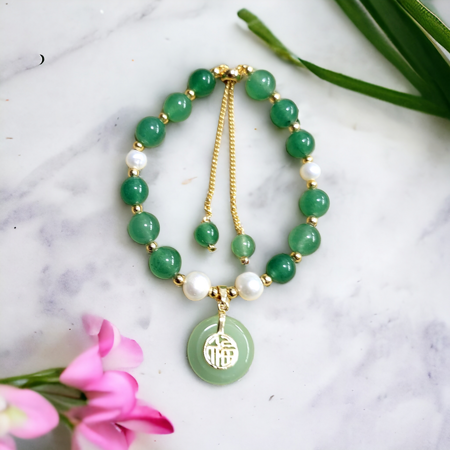 Handmade- Infinite Prosperity Jade & Pearl bracelet