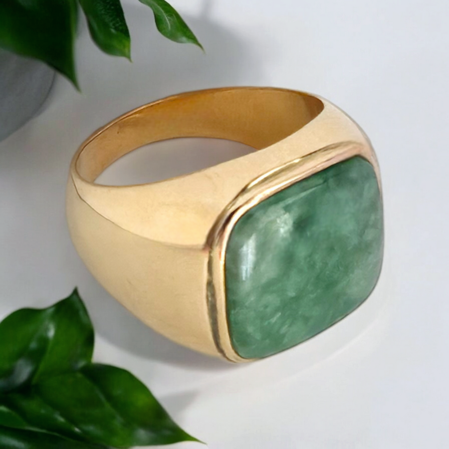 14k Natural Green Jade Ring