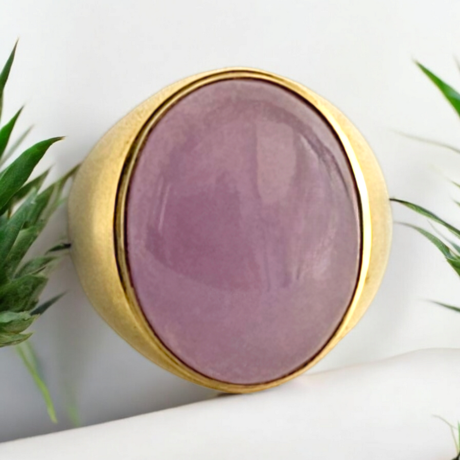 14k Oval  Lavender Jade Ring