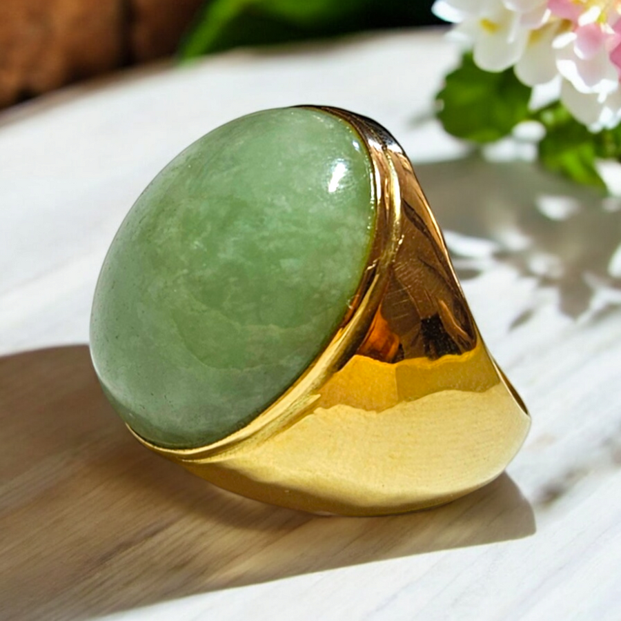 14K Natural Green Jade Oval Gents  Ring (21x25mm)