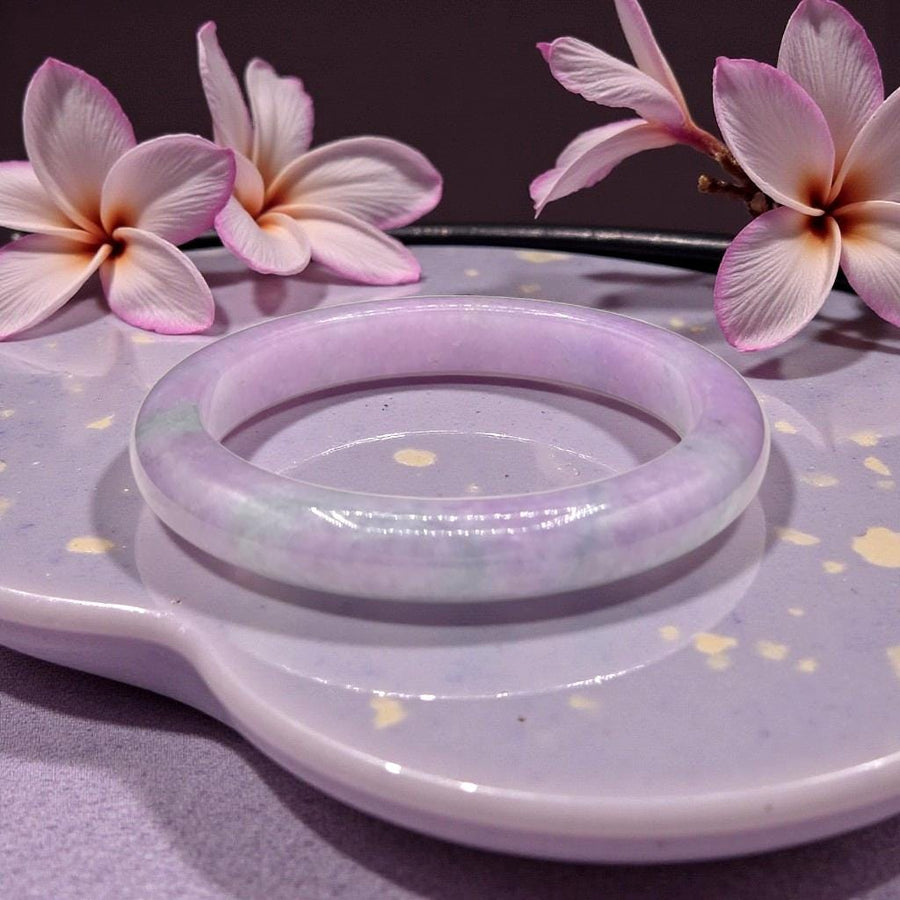 Lavender Jade Bangle 10mm / Sz.7.5