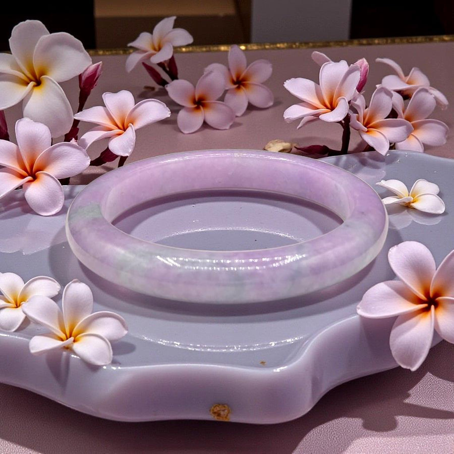 Lavender Jade Bangle 10mm / Sz.7.5