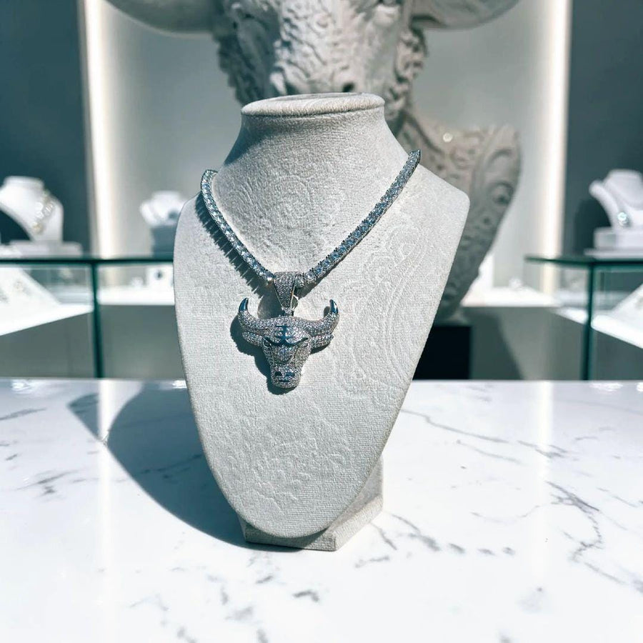 Custom White Gold Filled Bull Head Pendant with CZ Tennis Chain (50*57mm)