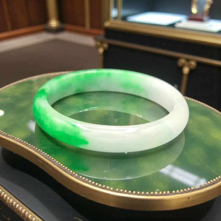 Green & White Jade Bangle – 12mm / Sz. 7.75