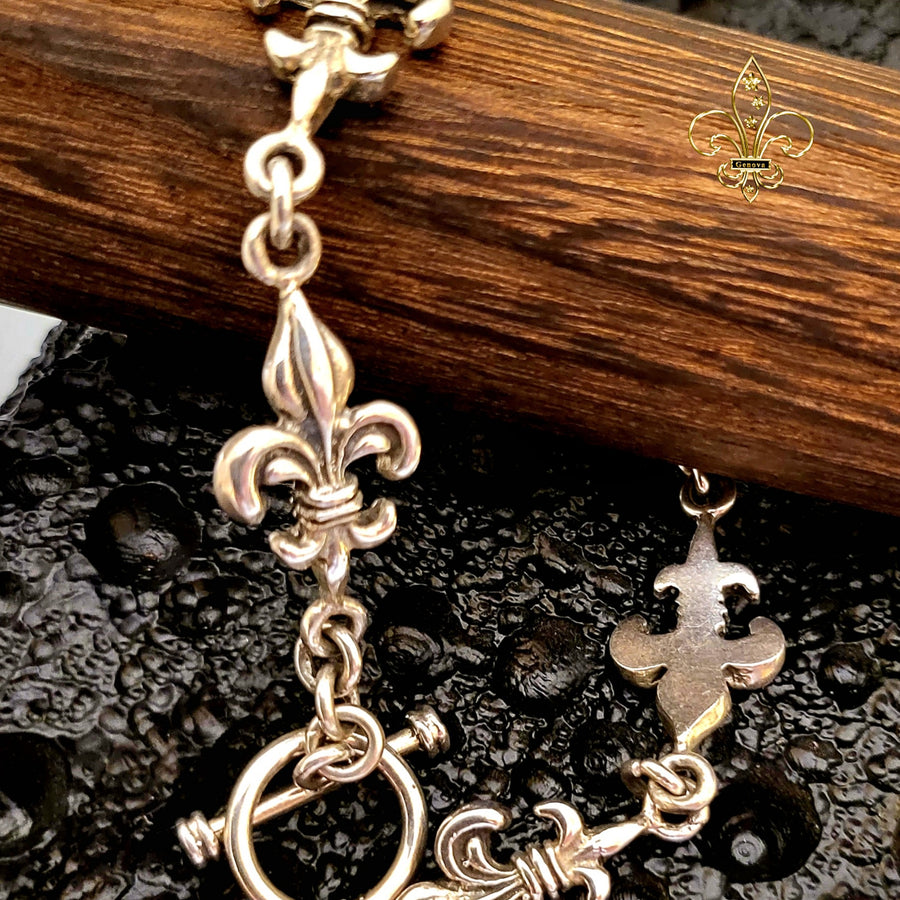 Silver Fleur De Lis  Design Bracelet (14mm)